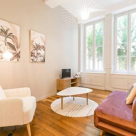 Appartement Terrasse Saint Michel Dijon
