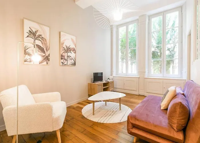 アパート Terrasse Saint Michel ディジョン